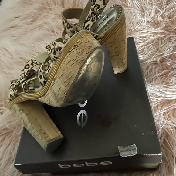 Sandals - Picture 4 of 4